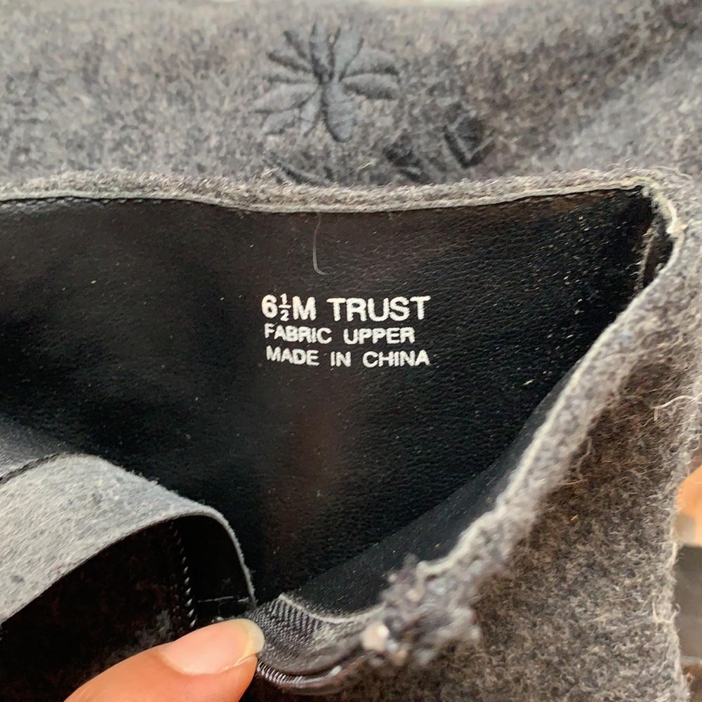 Amanda Smith Booties - image 5